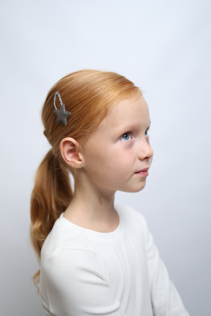 Star pair hair clip set | caramel pretzel